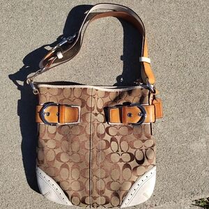 Coach Signature Buckle Hobo Shoulder Bag VintageTan White Leather Trim H05k-1487